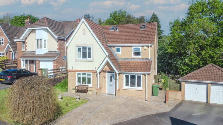 Property Image 0 Property Image 0