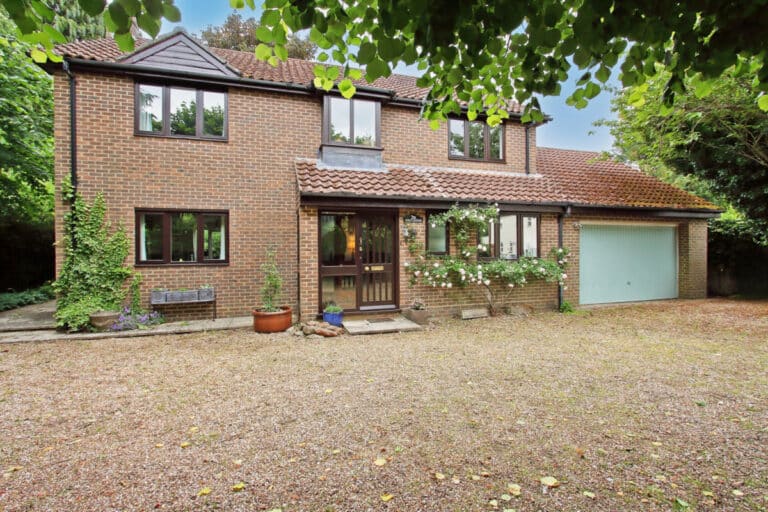 Property Image 0 Property Image 0
