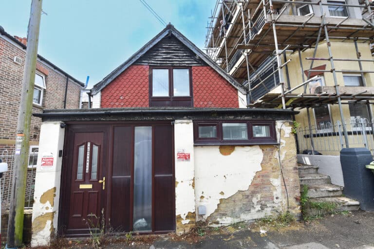 Property Image 0