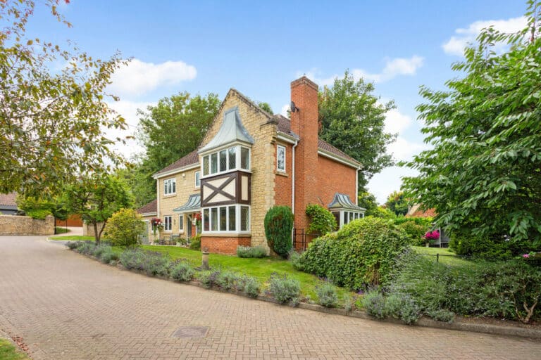 Property Image 0 Property Image 0
