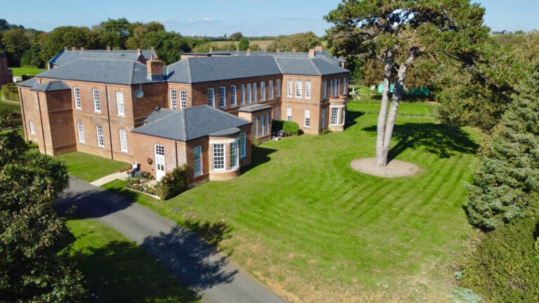 Property Image 0 Property Image 0