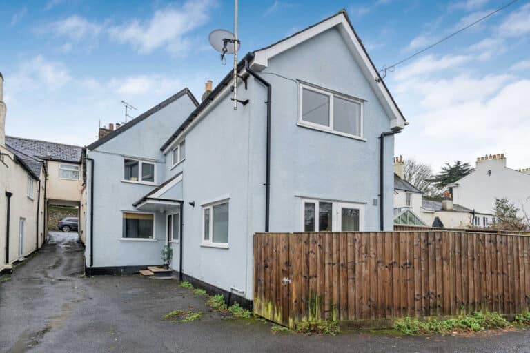 Property Image 0