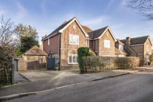 Cayton Road, Coulsdon, CR5