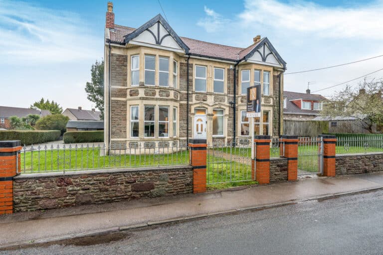 Property Image 0