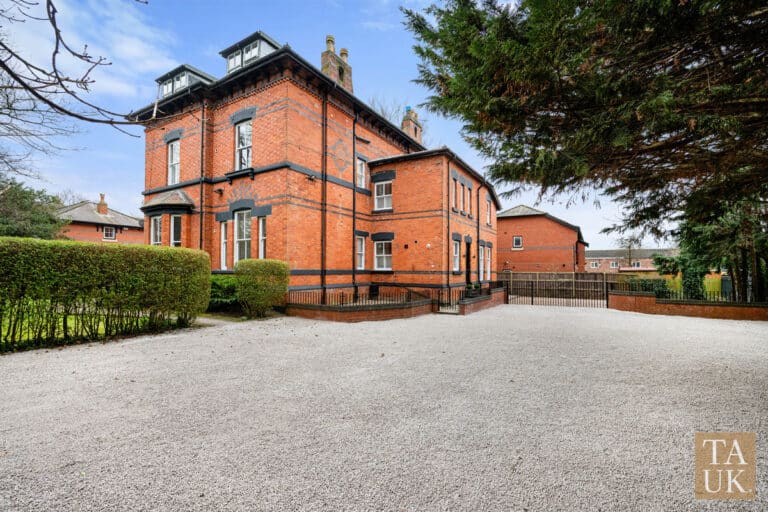 Property Image 0 Property Image 0