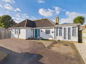 Poplar Grove, Hayling Island, PO11