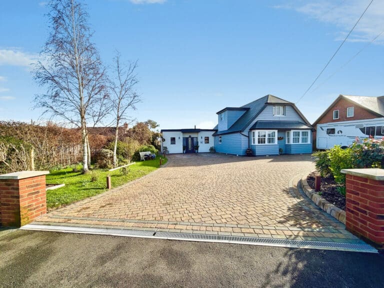 Property Image 0 Property Image 0