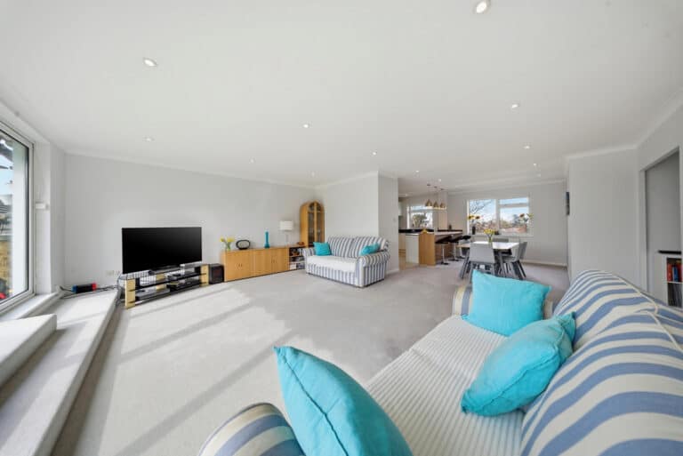 Property Image 0 Property Image 0