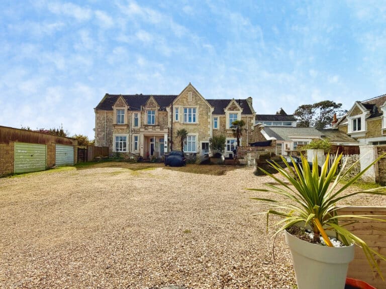 Property Image 0