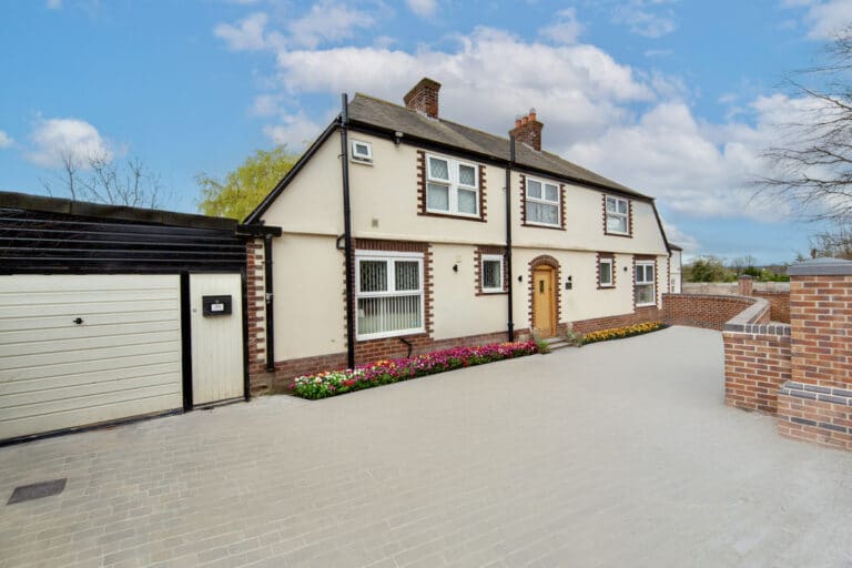 Property Image 0 Property Image 0