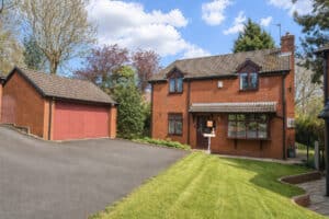 Packwood Chase, Chadderton, OL9