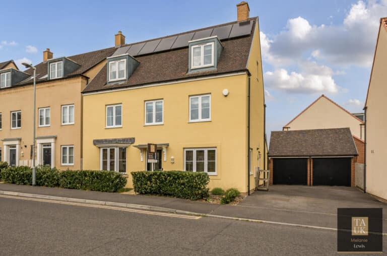 Property Image 0 Property Image 0