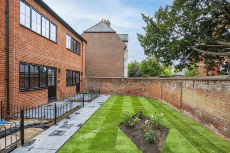 Property Image 0