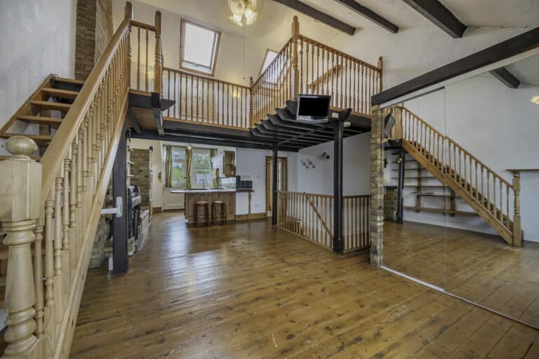 Property Image 0 Property Image 0