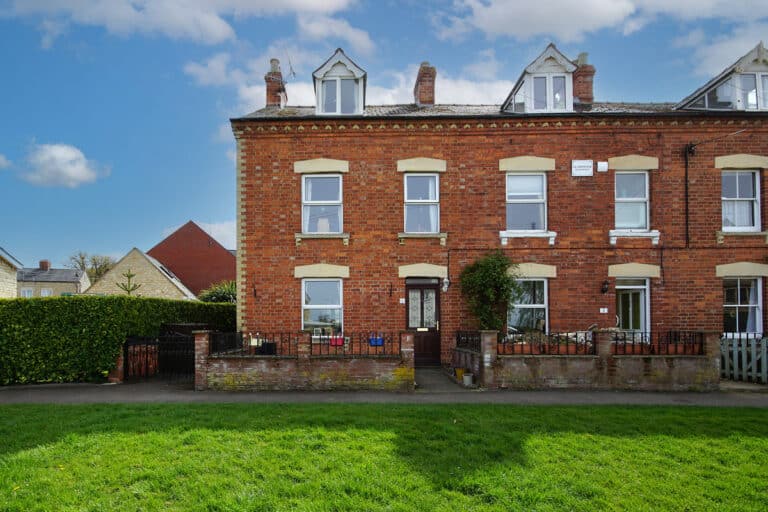 Property Image 0