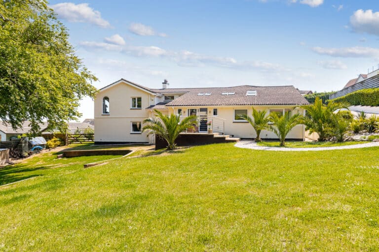 Property Image 0 Property Image 0