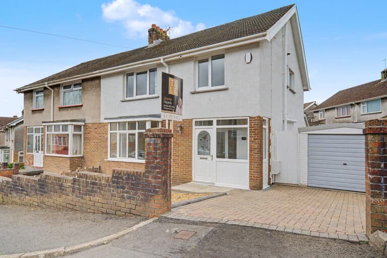 Property Image 0 Property Image 0