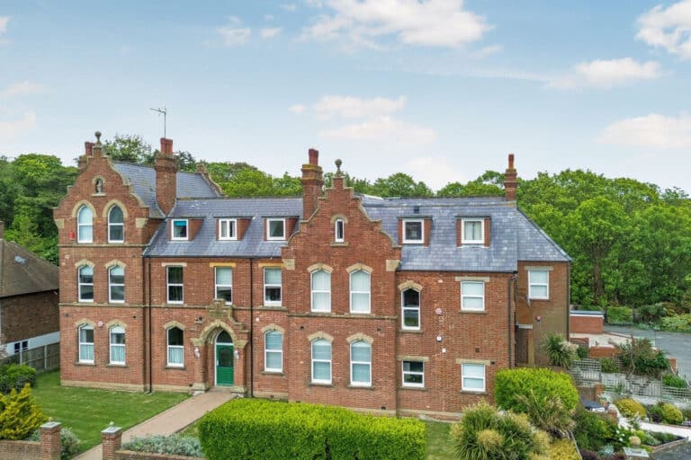 Property Image 0
