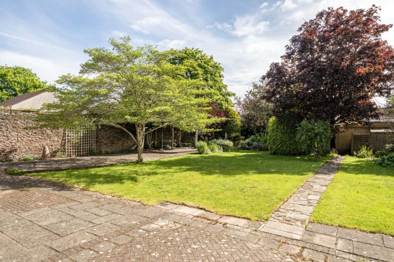 Property Image 0 Property Image 0