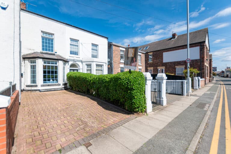 Property Image 0 Property Image 0