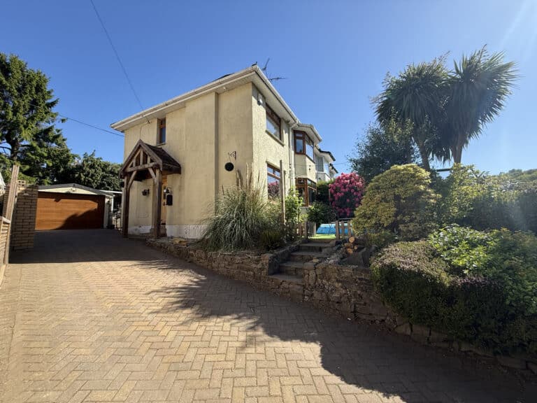 Property Image 0 Property Image 0