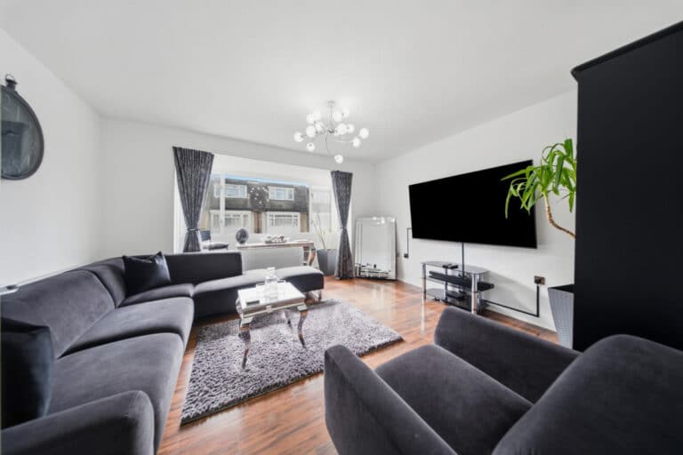 Property Image 0 Property Image 0