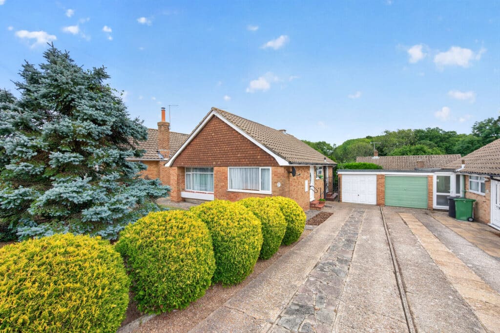 2 bedroom property for sale, Towerscroft Avenue, St. Leonards-on-sea ...